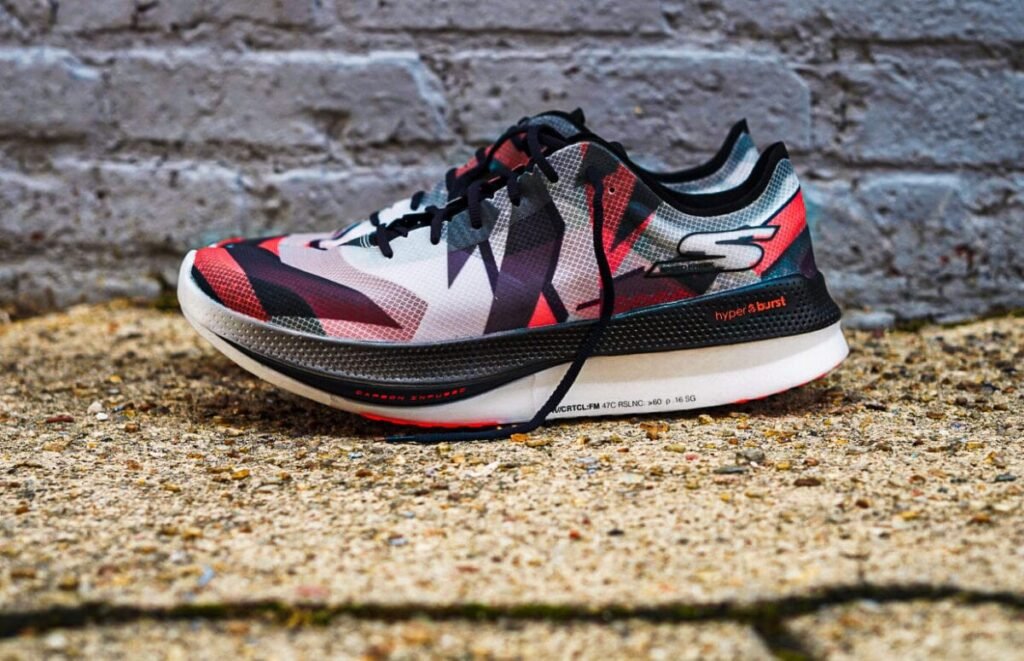 Skechers GOrun Speed Freek vue de côté