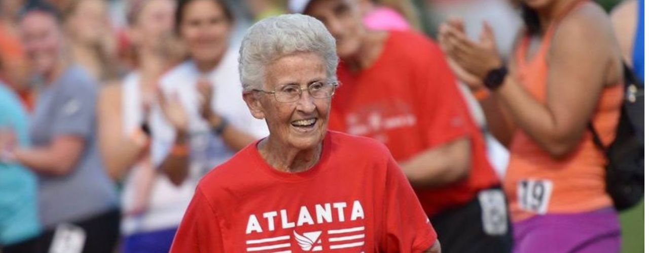 Betty Lindberg, 98 ans, réalise une nouvelle performance impressionnante sur le 5 km