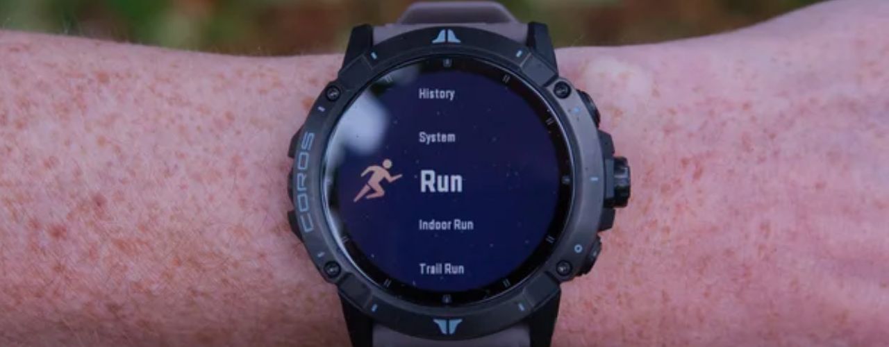 Test Coros Vertix 2 : Rival sérieux de la Garmin Fenix ?