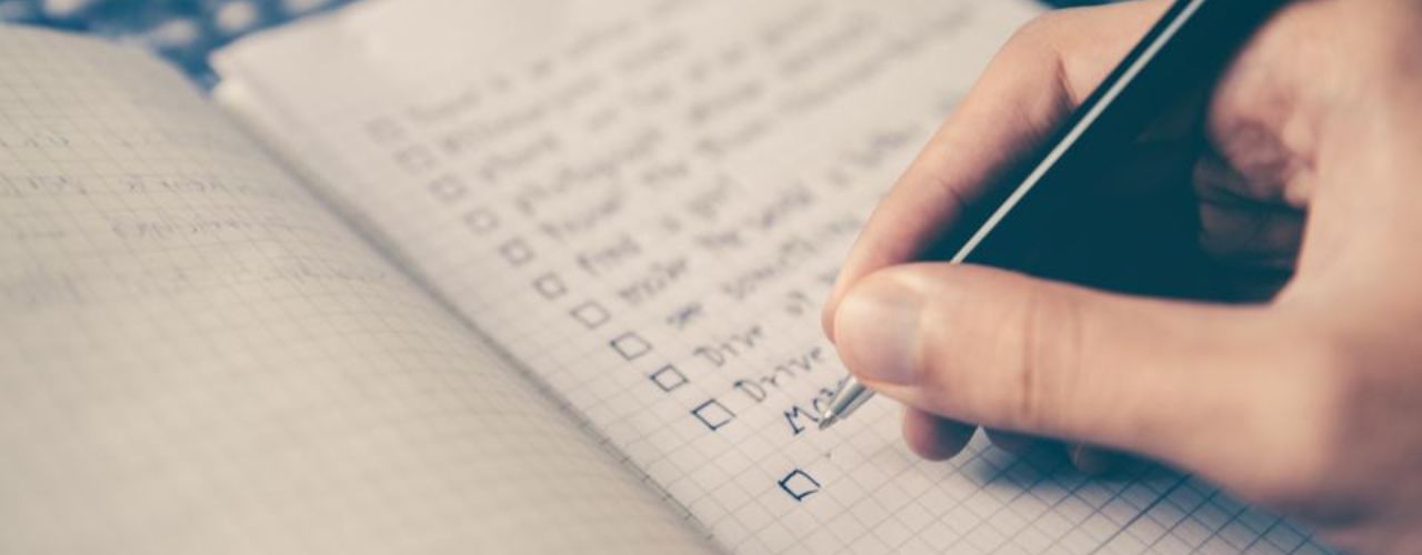 Votre check-list d’avant-course : Tout ce que vous devez apporter le jour de la course