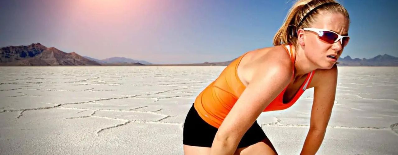 Courir dans l'humidité : Pourquoi c'est plus difficile + 10 conseils pour l'affronter