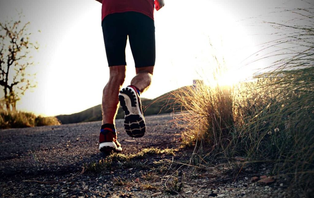 Pourquoi faut-il prendre une pointure de plus sur vos chaussures de running ?