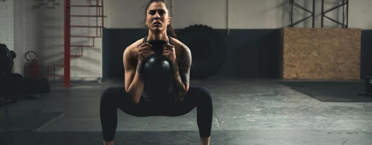 Les squats font-ils grossir les fesses ? 12 exercices pour des fessiers plus forts