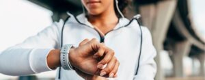 Polar Vs Garmin : Comparaison des dispositifs GPS pour coureurs