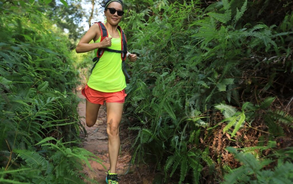 Stratégie de course pour l'ultramarathon : Tout ce que vous devez savoir pour le réussir