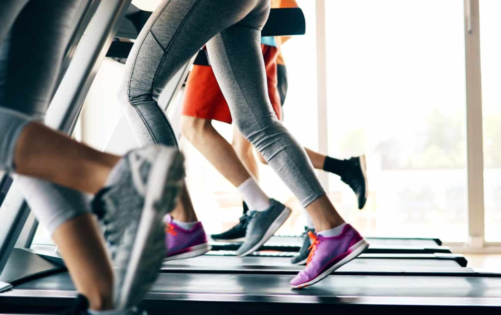 9 conseils pour s'entraîner au marathon sur un tapis de course