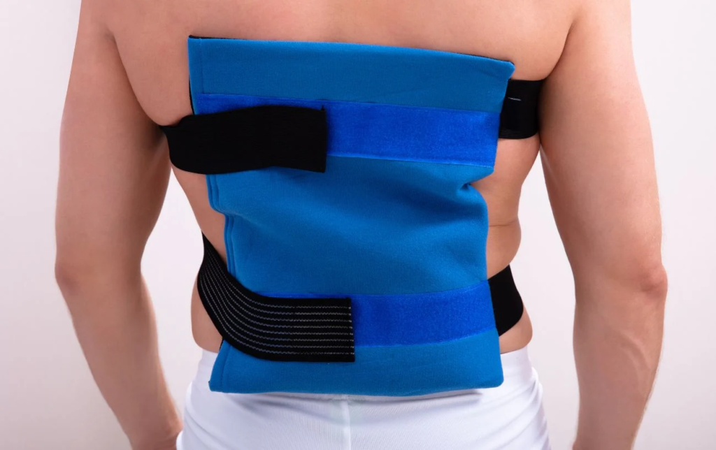 Chaleur ou glace pour la sciatique : Qu'est-ce qui est le mieux ? + 3 exercices pour soulager la sciatique