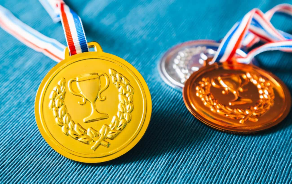 Médailles récompense