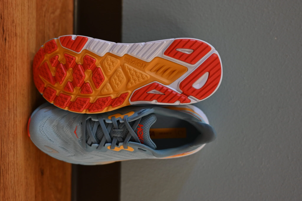 Hoka Arahi 6 : Le test complet