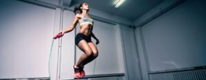 Sauter à la corde ou courir : Quel est le meilleur entraînement pour vous ?