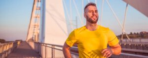 Top 7 des meilleurs maillots running pour hommes et femmes en 2023