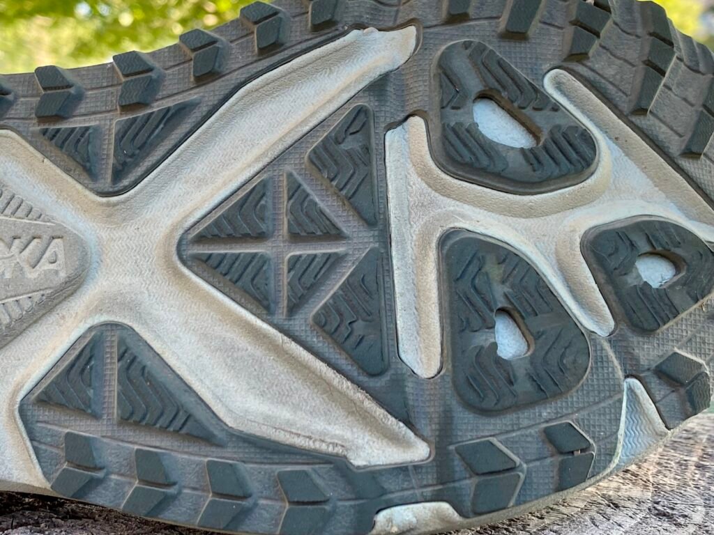 HOKA Stinson 7 : Le test complet