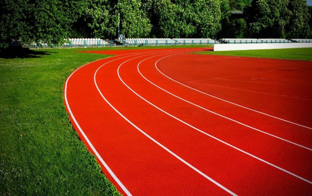 Comment trouver une piste d'athlétisme près de chez vous ? 6 conseils utiles
