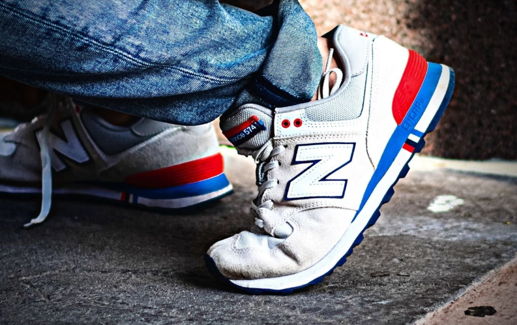 Hoka VS New Balance : Quelles différences entre les chaussures de running des 2 marques ?