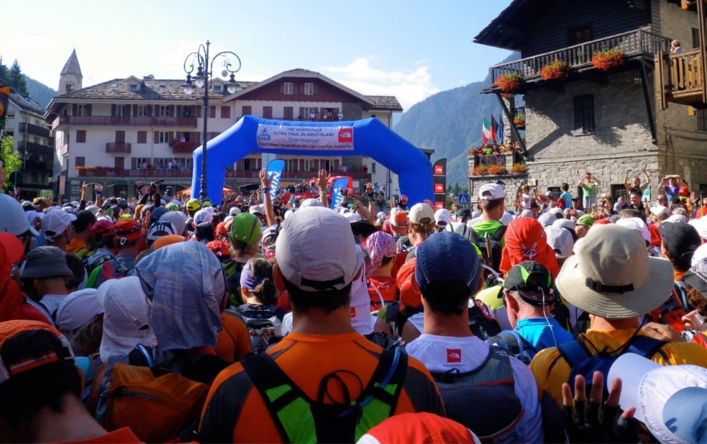 La ligne de départ de l'UTMB à Chamonix