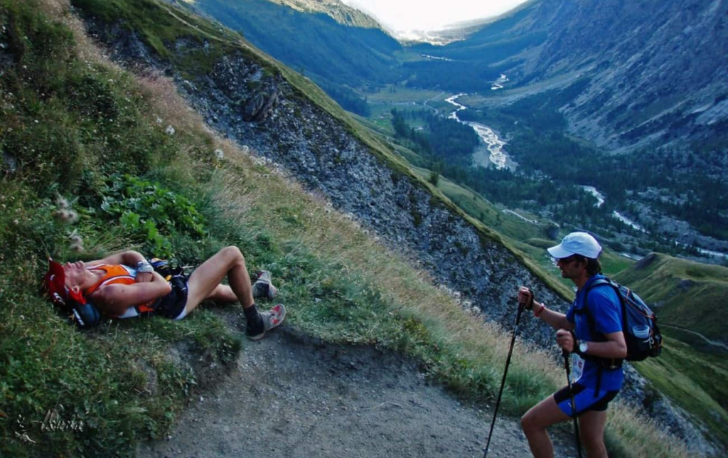 Se reposer - et dormir - est courant, voire obligatoire, à l'UTMB.