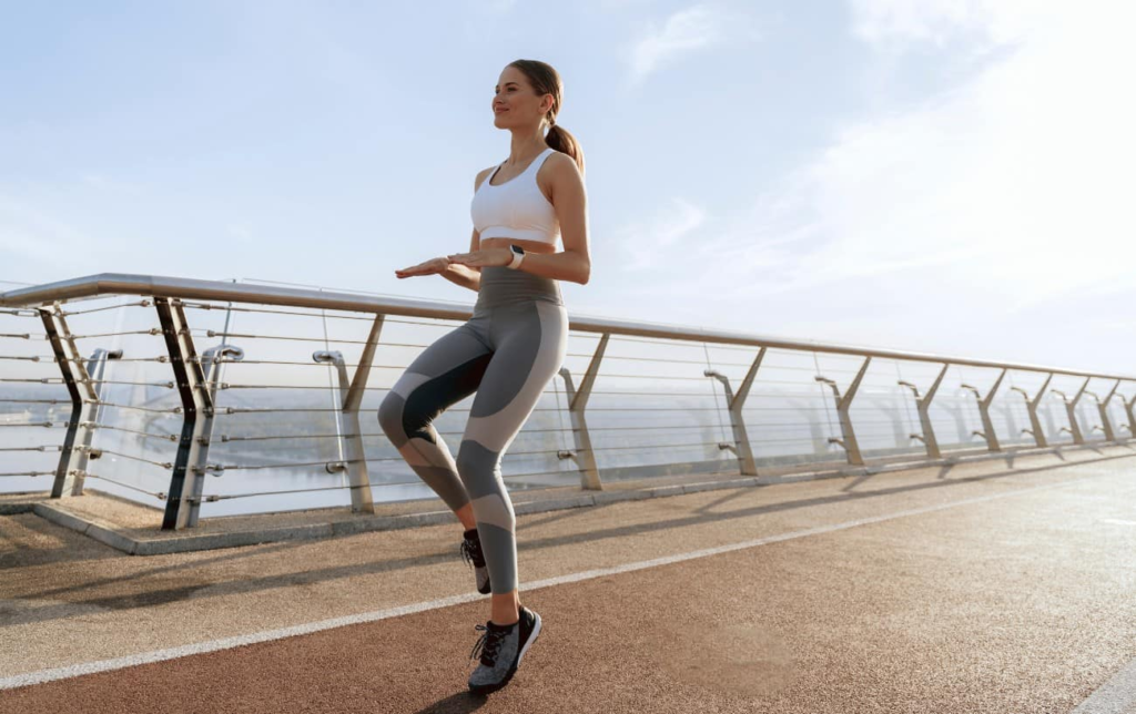 Douleur à l'aine causée par la course à pied ? 7 causes possibles + traitement efficace