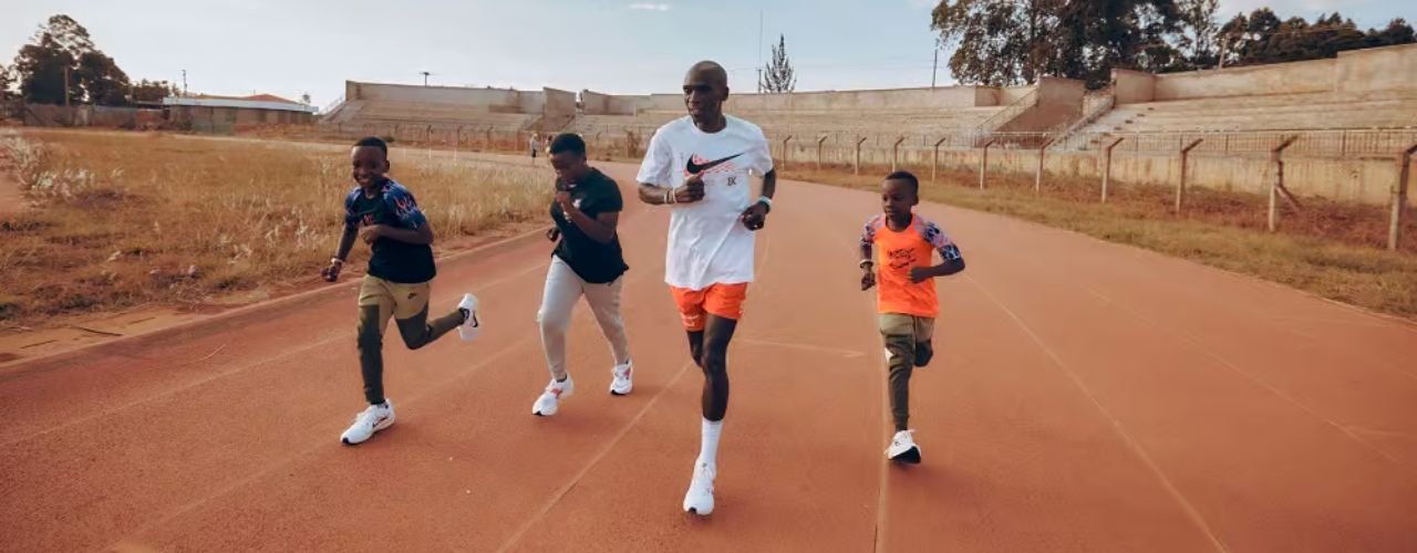 Nike et Eliud Kipchoge présentent la collection EK Umoja