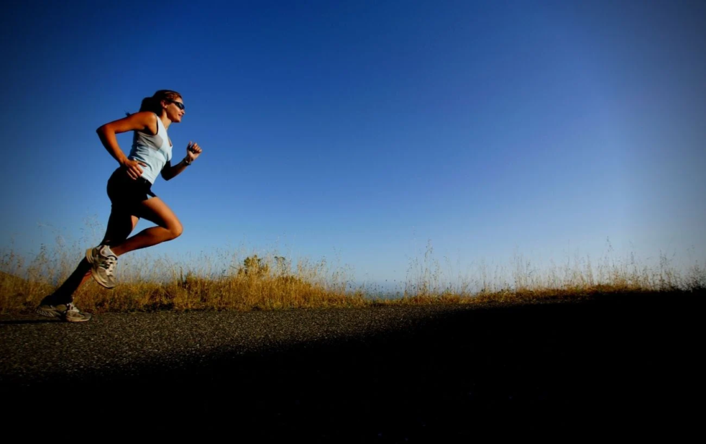 Crampes aux quadriceps pendant l'effort ? Pourquoi, que faire et comment l'éviter !