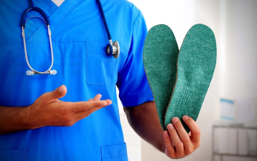 Courir avec des semelles orthopédiques : Que dit la science ?