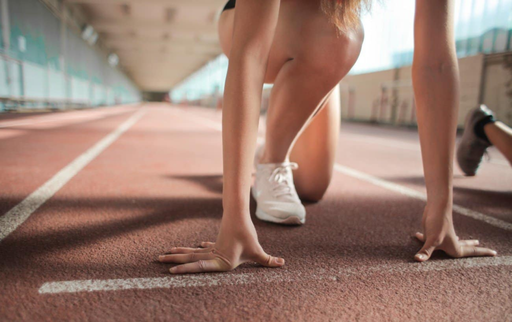 Courir à l'envers : 5 avantages du running "rétro" + 5 astuces pour y parvenir