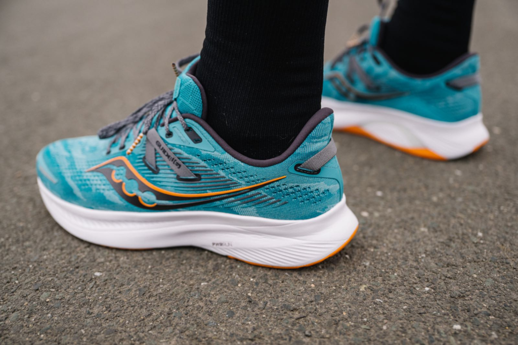 Saucony Guide 16 : Le test complet