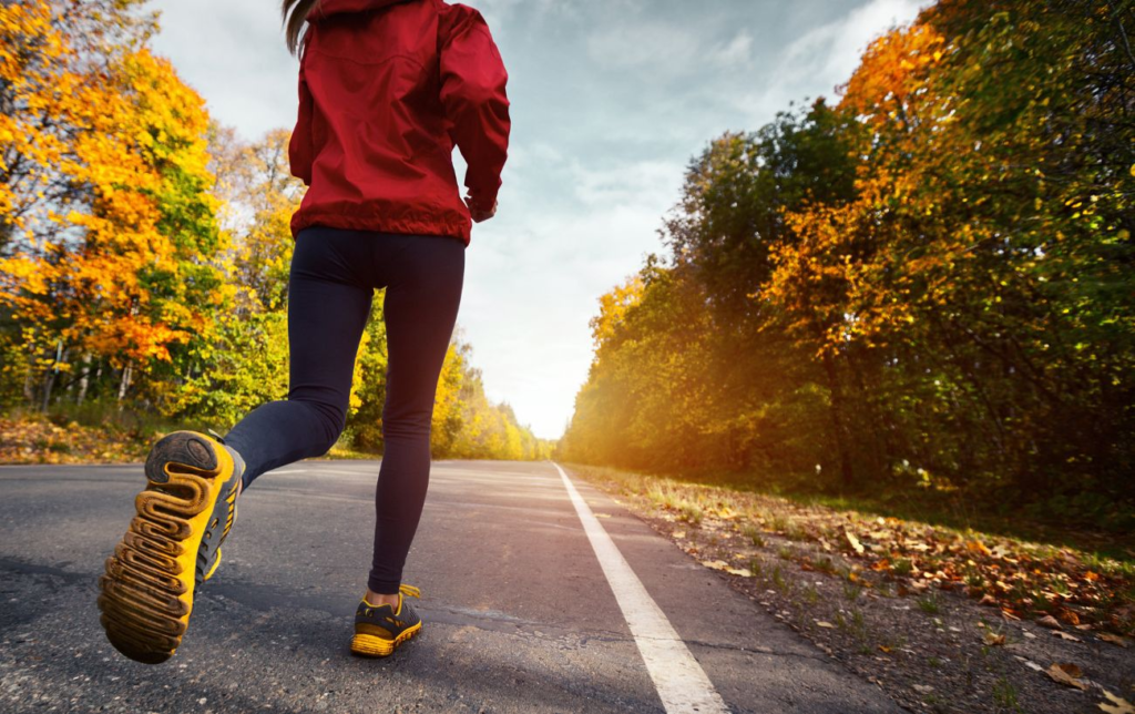 Combien de calories par jour un coureur a-t-il besoin ? Faites le calcul !