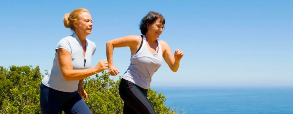 Ménopause et course à pied : 5 conseils pour persévérer dans sa pratique après 45 ans