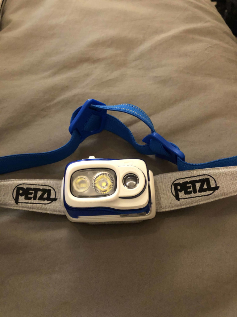 Test Petzl Swift RL 900 lumens : Un super compromis poids / puissance