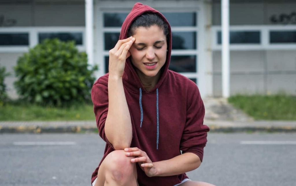 Vous souffrez de maux de tête après avoir couru ? Voici 4 causes possibles