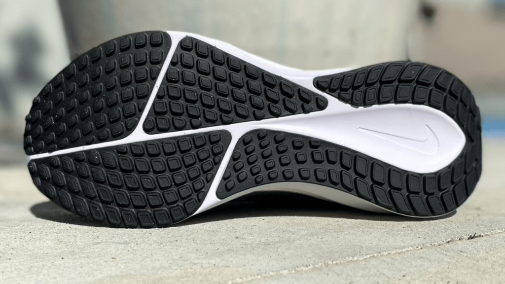 Nike Vomero 17 : Le test complet