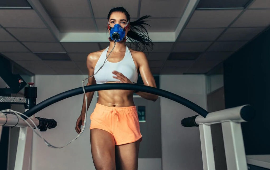Fréquence cardiaque en course à pied : Comment la calculer pour s'entraîner dans la bonne zone ?