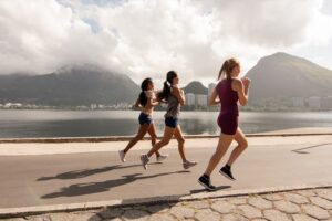 Longévité : courir régulièrement permet-il de vivre plus longtemps ? Les bienfaits du running sur la santé
