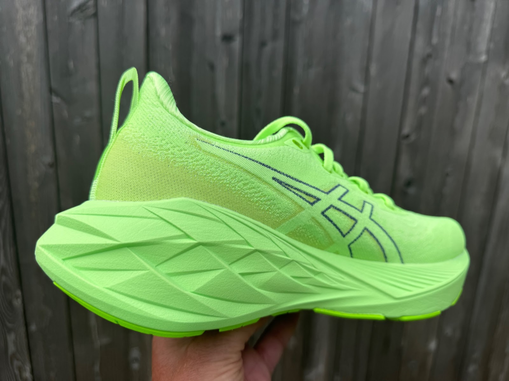 ASICS Novablast 4 : Le test complet