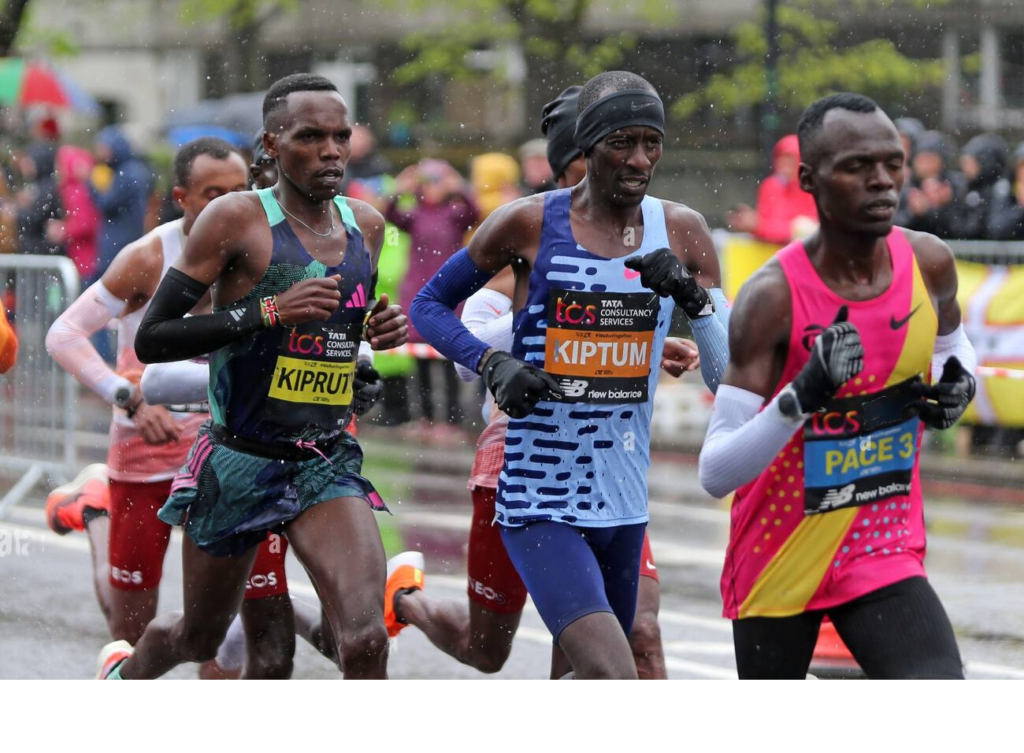 Voici ce que les coureurs amateurs peuvent apprendre de la posture de Kelvin Kiptum