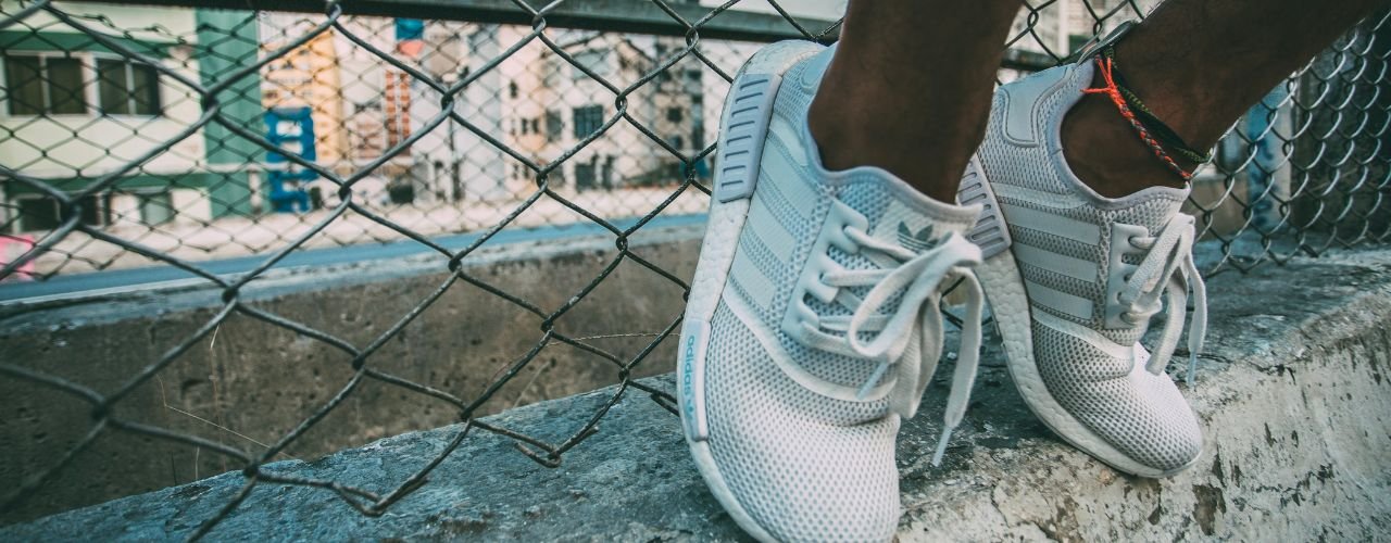 Top 7 des meilleures chaussures de running Adidas (Comparatif)