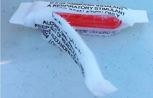 Fiole de sels d'ammoniauqe