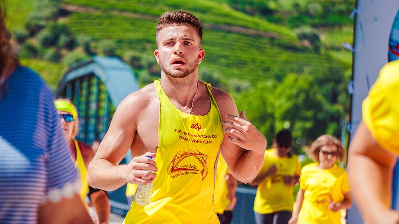 Pourquoi la distance du semi-marathon est-elle de 21,0975 km ?