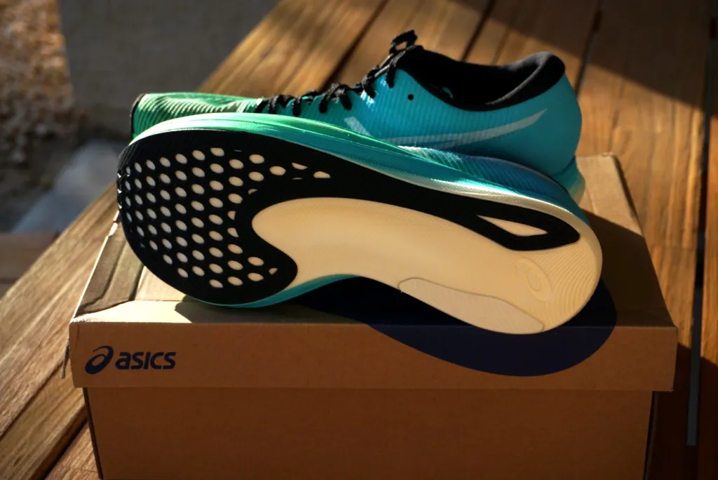 ASICS Metaspeed Edge+ vue de la semelle ext&eacute;rieure