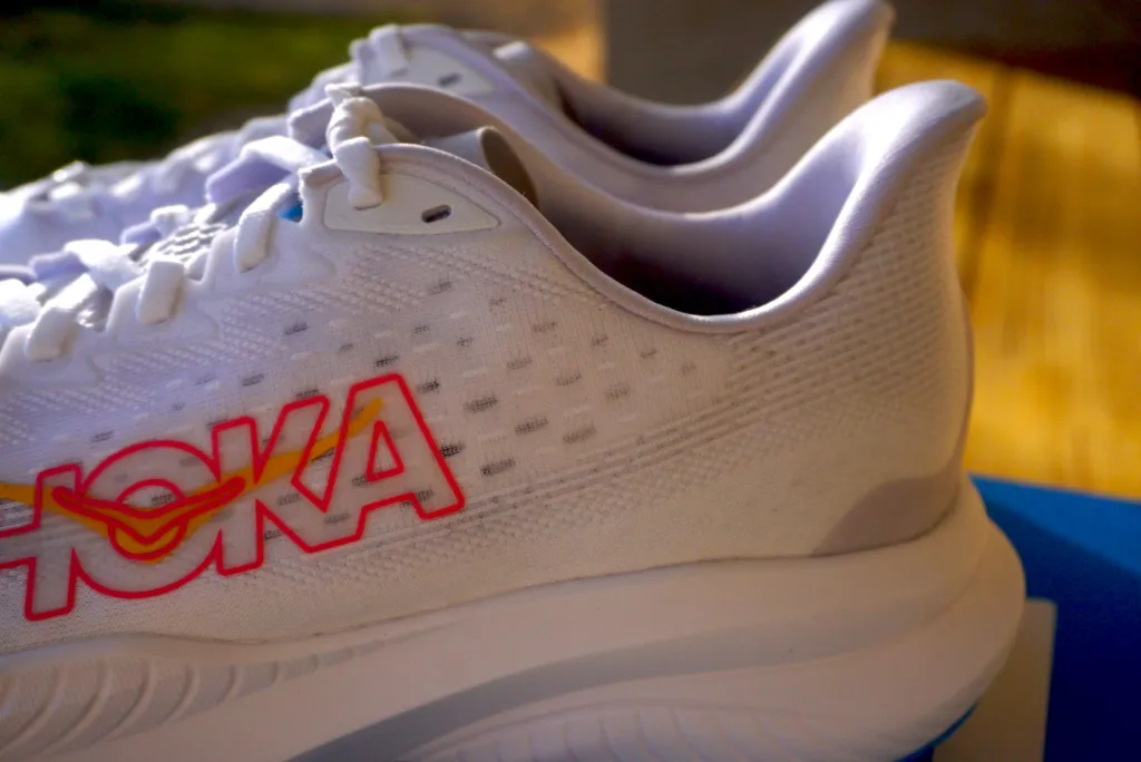 Hoka Mach 6 vue de côté