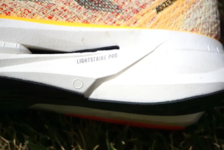 Adidas Adizero Prime X 2.0 Strung vue de la semelle ext&eacute;rieure de pr&egrave;s