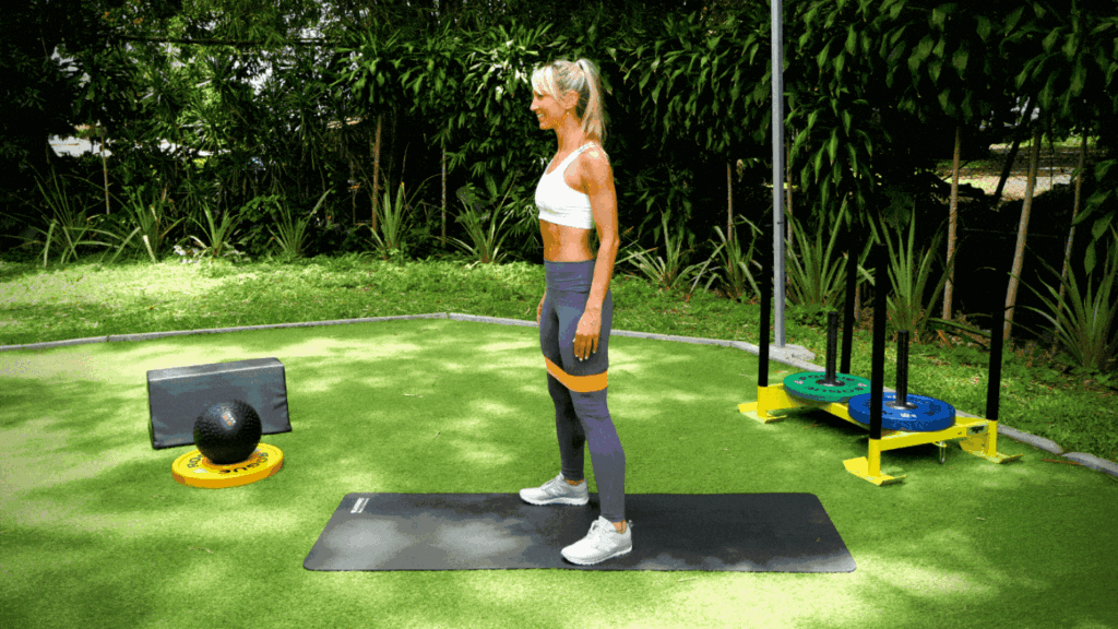 Squat avec bande de résistance