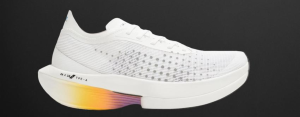 Zara lance sa première chaussure de running à plaque carbone Quand la fast-fashion défie l'industrie du running